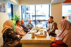 Cake dan Kopi Jadi Menikmati Waktu Santai dengan Kue dan Kopi Favorit